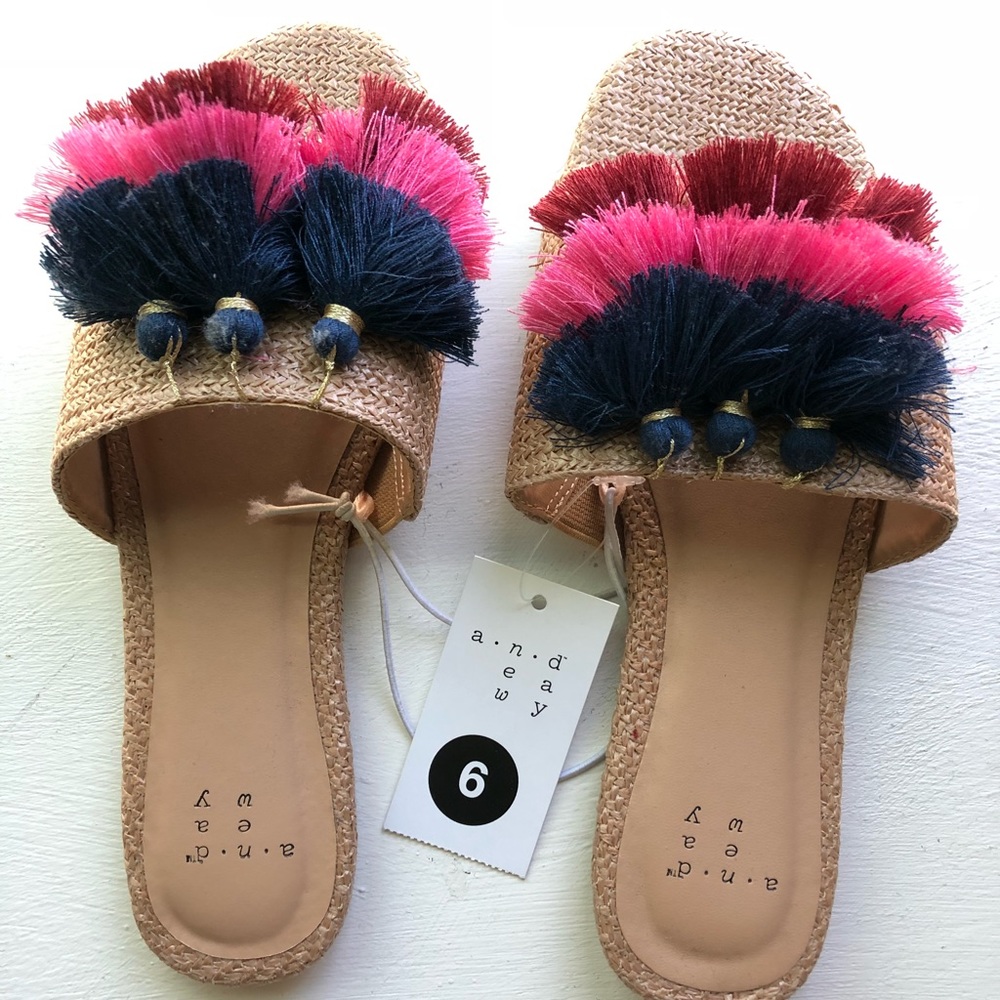 Women's Ayana Raffia Tassle Slide Sandals